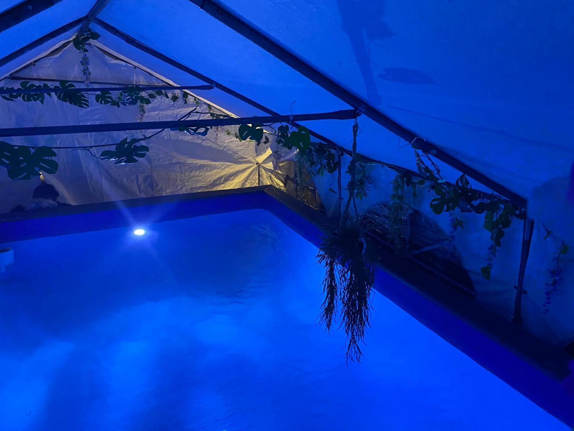 Mini Island Style Includes Personal Hot 24 Hour Swimming Pool, Outdoor Bathtub, Heated Dining Dome And Fire Pit, Is Secretly Located In The Busy Suburbs Of